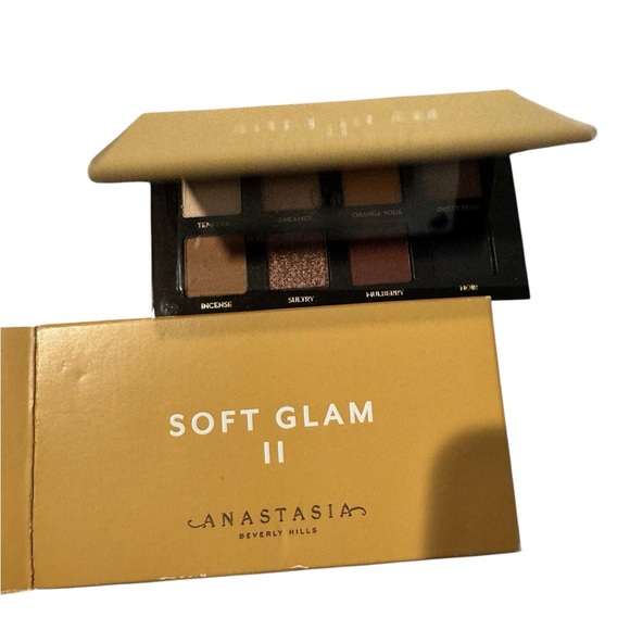 Anastasia Soft Glam II Palette - Picture 2 of 5